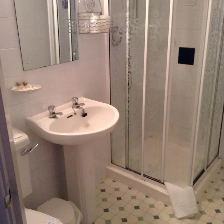 The Fernroyd Bed & Breakfast Blackpool